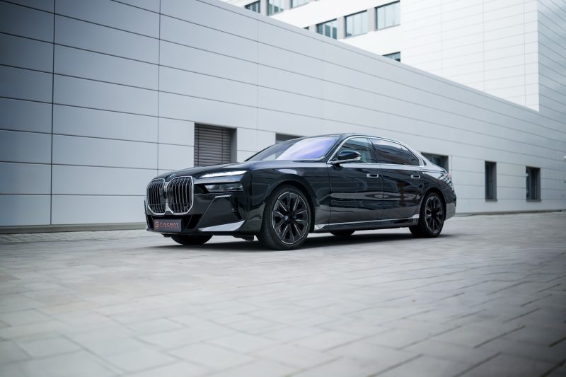 FIVEWAY BMW 7er (G70) – Executive Chauffeurservice Nürnberg